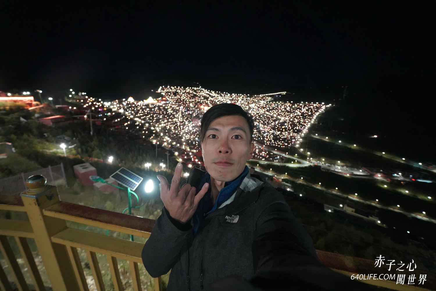 一個人去色達！震撼心靈的紅色佛國｜搭車直達全攻略，台港澳遊客皆可進