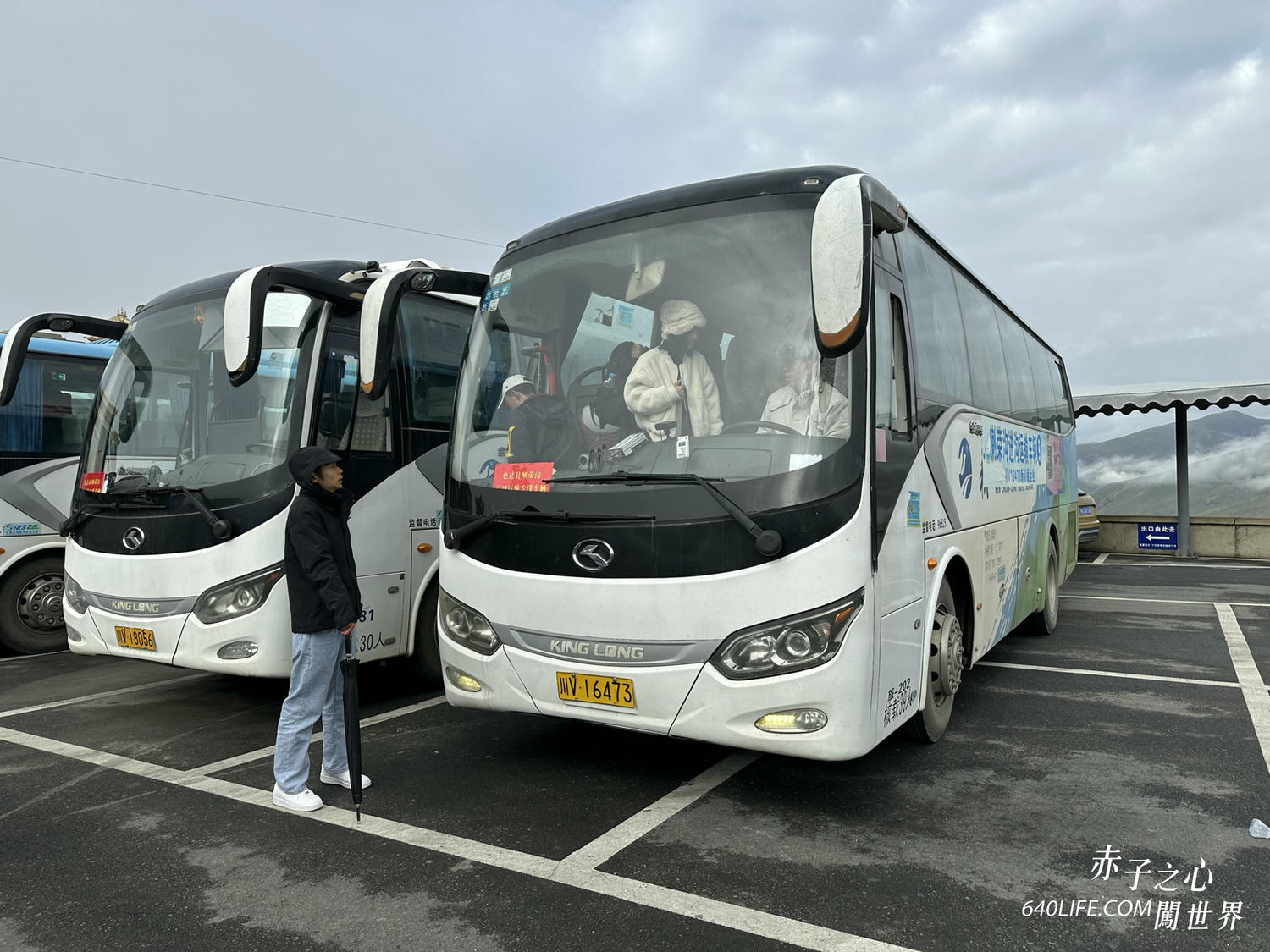 一個人去色達！震撼心靈的紅色佛國｜搭車直達全攻略，台港澳遊客皆可進