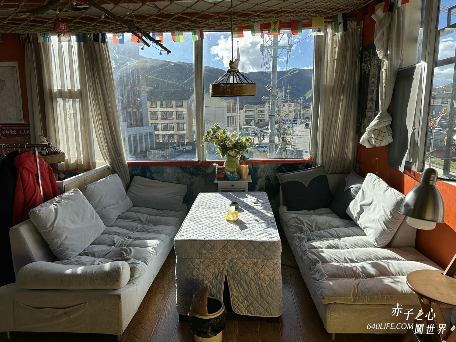 一個人去色達！震撼心靈的紅色佛國｜搭車直達全攻略，台港澳遊客皆可進