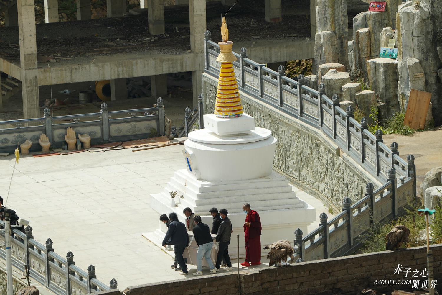 一個人去看天葬:向死而生!在毀滅中學會珍惜和不留一絲遺憾 - 第7張圖 一個人去看天葬:向死而生!在毀滅中學會珍惜和不留一絲遺憾