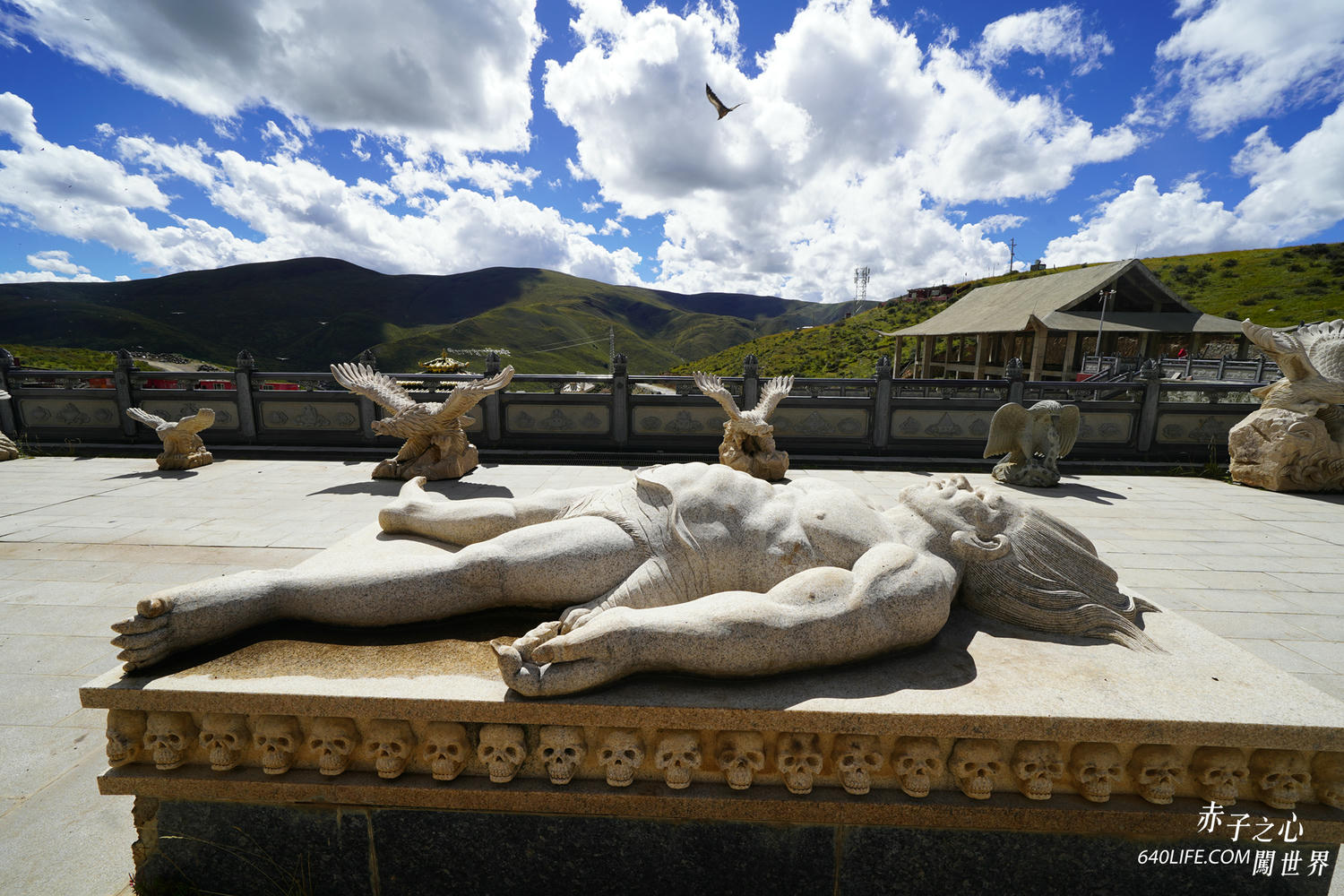 一個人去看天葬:向死而生!在毀滅中學會珍惜和不留一絲遺憾 - 第2張圖 一個人去看天葬:向死而生!在毀滅中學會珍惜和不留一絲遺憾