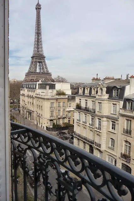 Spacious and luxurious - Amazing Eiffel tower view